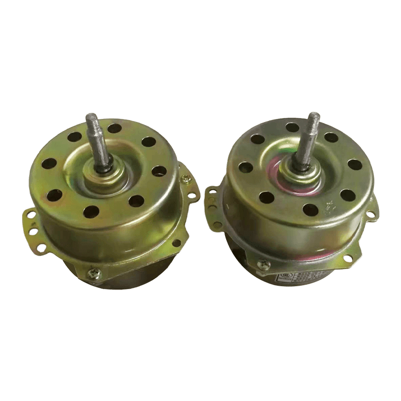 Ilmanpuhdistimen moottori